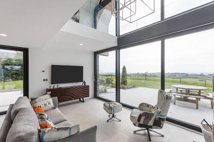 Have a Nosey at These Million Pound Dream Homes!